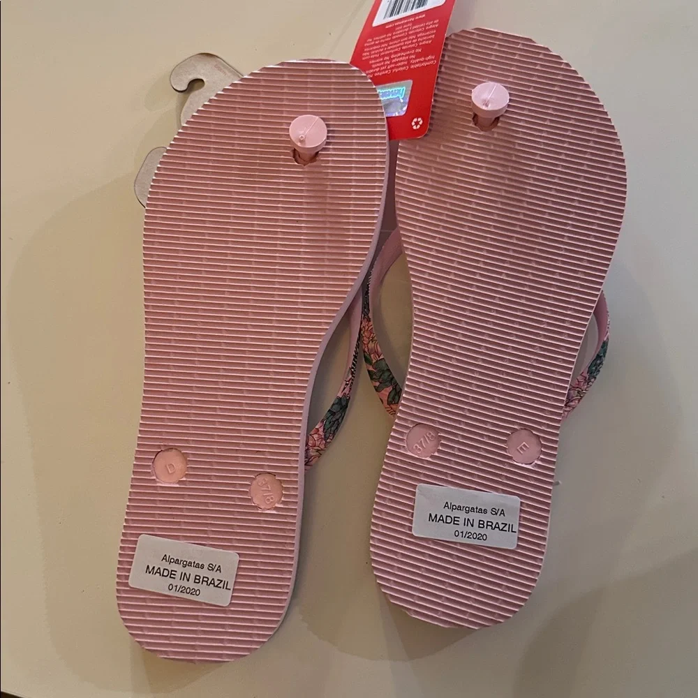 Havaianas Crystal Rose Pink Tropical Floral Flip Flops Women’s 7/8 Brazil  NWT - Picture 3 of 3